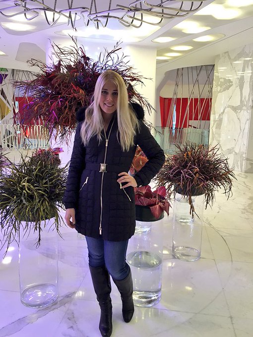 Beautiful weekend in Milano, now on the way home 😘😍👄 https://t.co/4YlzYyp12z<a href="/tag/lastweek"class="tags"><span>#lastweek</span></a>