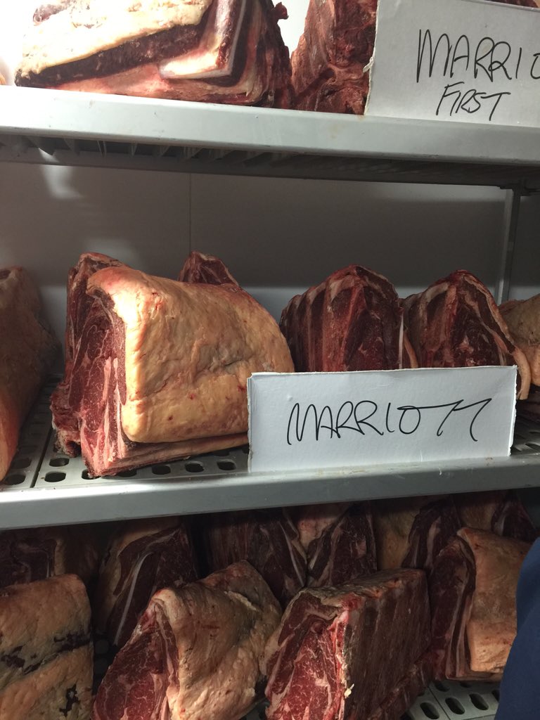 gjbowenventure1's tweet image. Highest quality of ribs chosen for @Gillrays @CountyhallLDN courtesy of @osheasbutchers #bestbutchersinlondon