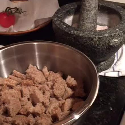 KatchHQ's tweet photo. @TheJasonHodge |REPLAY| Making a #Vegan #BreadStuffing🍵 #Recipe 👏🏾fo... #katch #Periscope https://t.co/gk3tlc70Mx https://t.co/zZM4TYfMyt