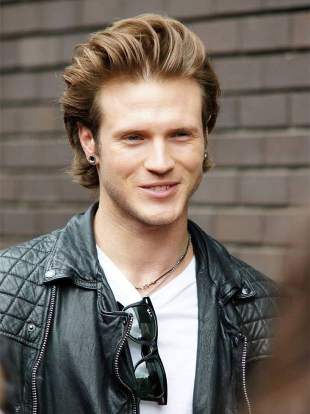 Happy Birthday Mr. Dougie Poynter! Can you please just marry me? Please?      