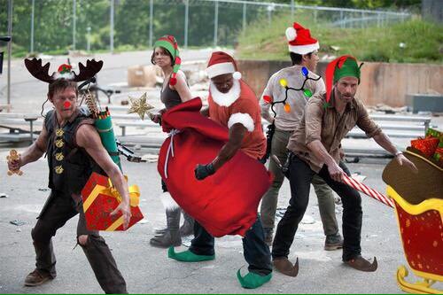Nearly Christmas my #TWDFamily !!! @_WeAreTWD_ <a href="/kittykatsuarez/">kat suarez</a> @LostRickGrimes <a href="/black_mamba_06/">Nath #IamFree</a> @RickAndThangs #TWD