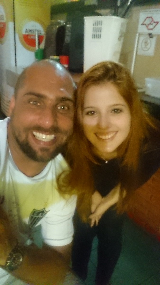 CrisGalo's tweet photo. Quem disse q não gosto de #GameOfThrones #Ygrid @nanananath???? https://t.co/LCqWULu27l