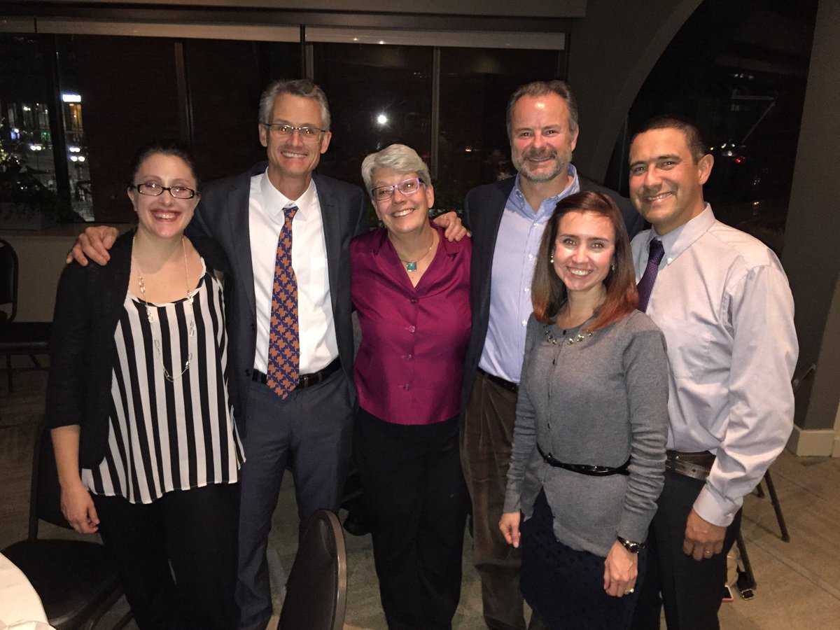 natduval's tweet photo. @TuftsUniversity &amp; @LifeAtPurdue #veterinary med cross-breeds at #Havemeyer Fdn Workshop @tuftsvet @purduevetmed https://t.co/aKUM4OA4BX