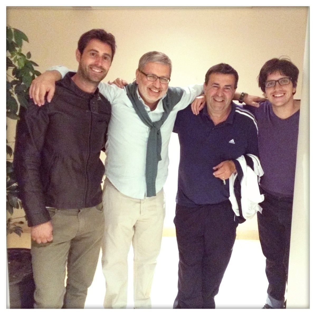 De tal Padre... Tal hijo!!! Que cuarteto! <a href="/rorobriceno/">Rodrigo Briceno</a>