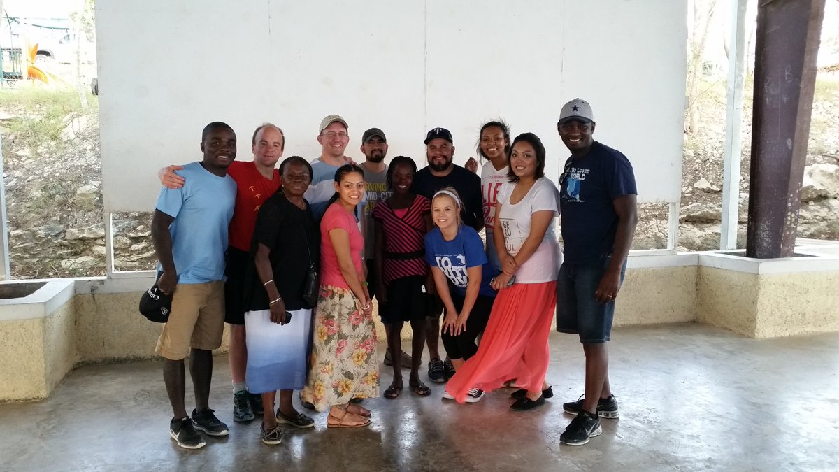 AndrewJJacobson's tweet photo. Awesome 1st day with this team in Haiti.  Attended Church of Hope in AM, village time in PM, B-day party for dinner. https://t.co/m8iFlpnPFo
