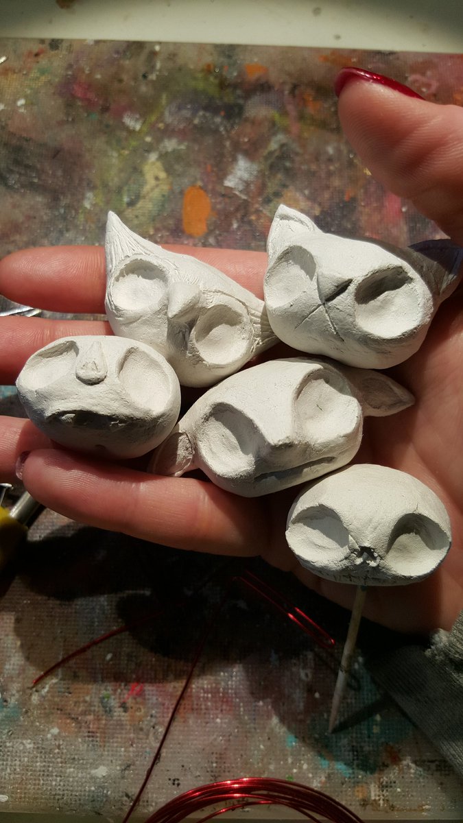 MandyPalumbo's tweet photo. WIP on the table! #octoberoddities #christmasfolkart #halloweenfolkart #paperclay #bats #cats #skellie #owls https://t.co/4BQT4lJ7ms