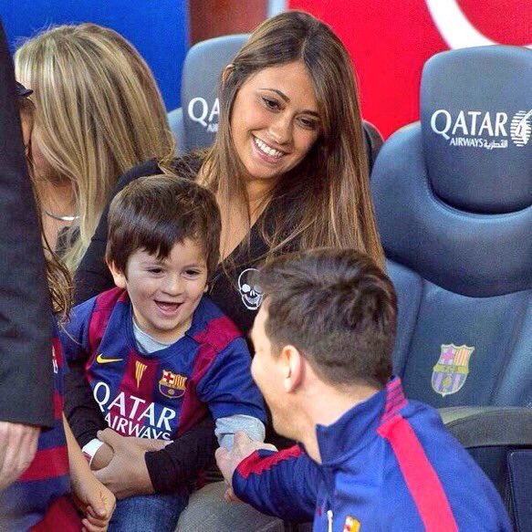 Nowfootball's tweet photo. When your father is your idol! https://t.co/N3JTTAHNll