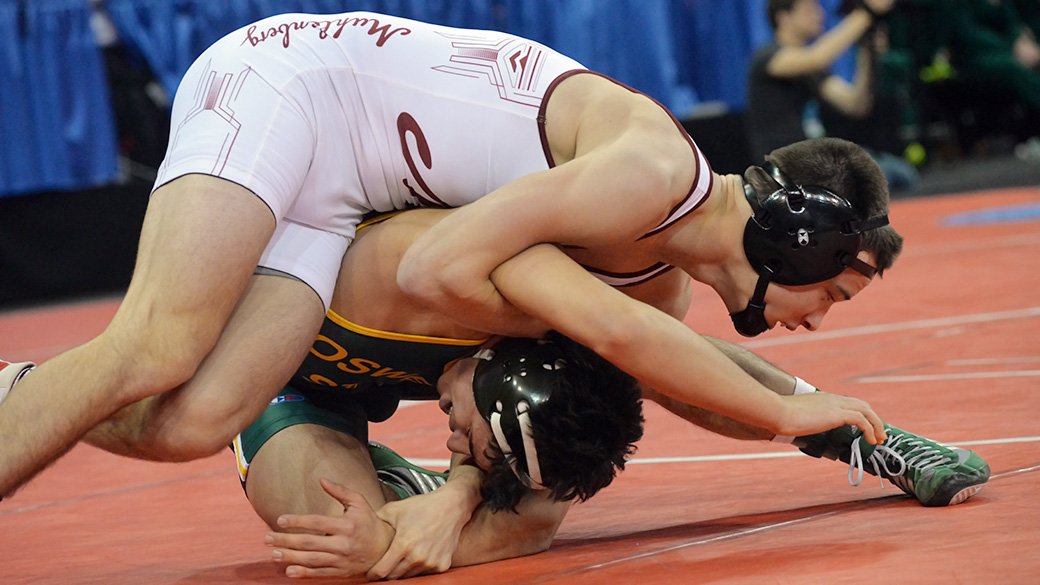 Muhl_Sports's tweet photo. Muhlenberg wrestling competes at Madison Square Garden @MulesWrestling #GrappleMSG https://t.co/vG9zZ6Kg1J https://t.co/3VuS0FfLeP