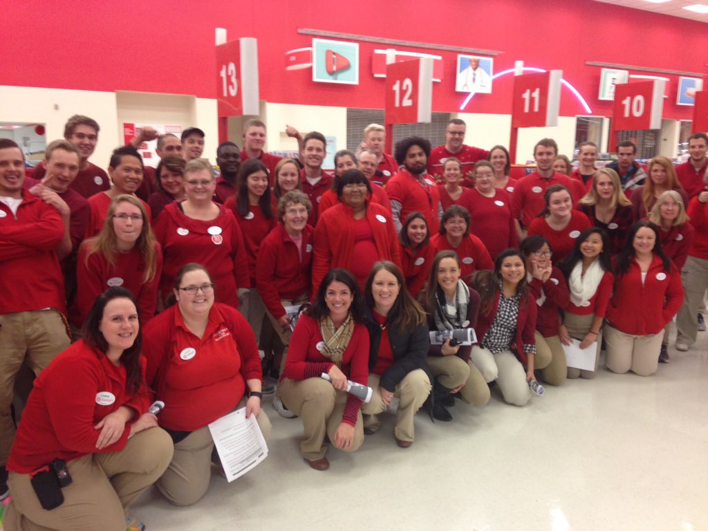 ReimerCasey's tweet image. A few days late but thanks @ShannonGehrmann for helping 619 open our doors Black Friday! So proud of my team!