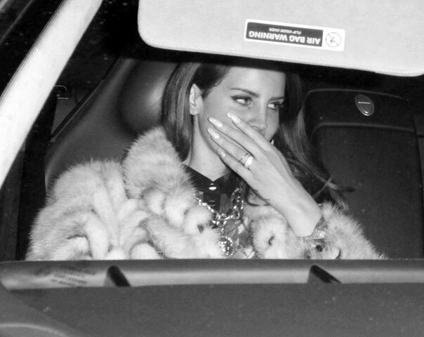 REACTIONLANA's tweet photo. Thinking about all the homework I have to do by tomorrow https://t.co/cqjABBlMBA
