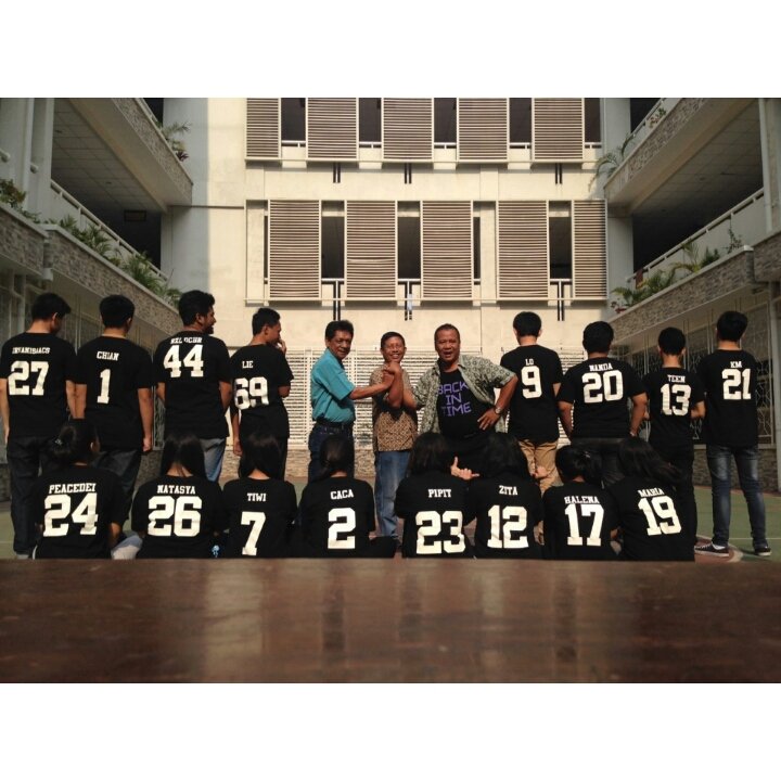 OSIS_STRADA1's tweet photo. Kami mencintai Organisasi ini 

With Love,
Pengurus Osis Strada1 2014-2015 https://t.co/D45fkHIsJA