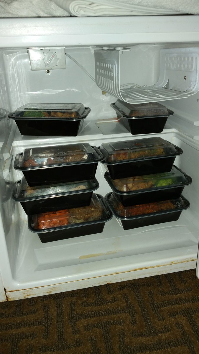 The only way to travel is with <a href="/FitPrep_/">Fit Prep</a> <a href="/SightsSoundsInc/">Sights & Sounds INC</a> <a href="/OfficialJackEL/">JackEL</a> <a href="/JackELdPhoenix/">JACKELD PHOENIX</a> #healthy #HealthyEating