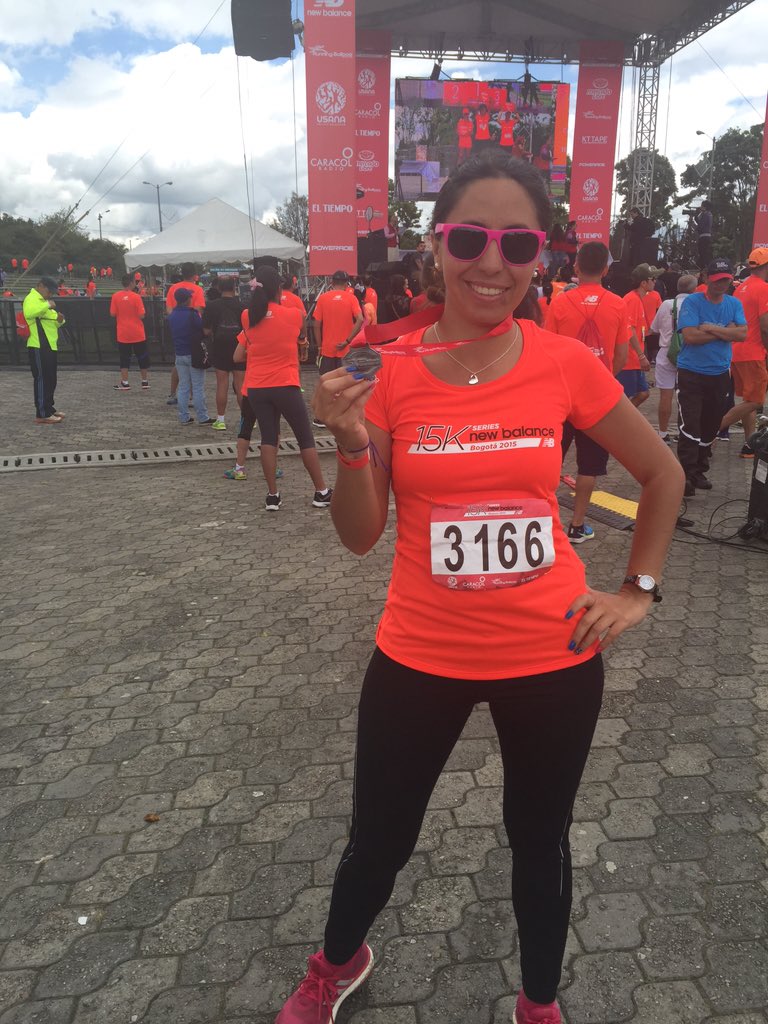 LALIGAMO's tweet photo. Carrera #NewBalance15K ✅ Reto superado 👟👟🏁🏆 #NBRunners #MiPasiónEsCorrer #HappyLoveSof https://t.co/v524dmgn6S