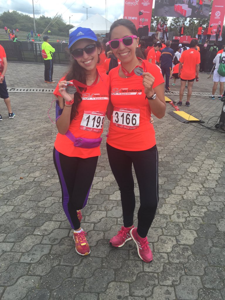 LALIGAMO's tweet photo. Carrera #NewBalance15K ✅ Reto superado 👟👟🏁🏆 #NBRunners #MiPasiónEsCorrer #HappyLoveSof https://t.co/v524dmgn6S