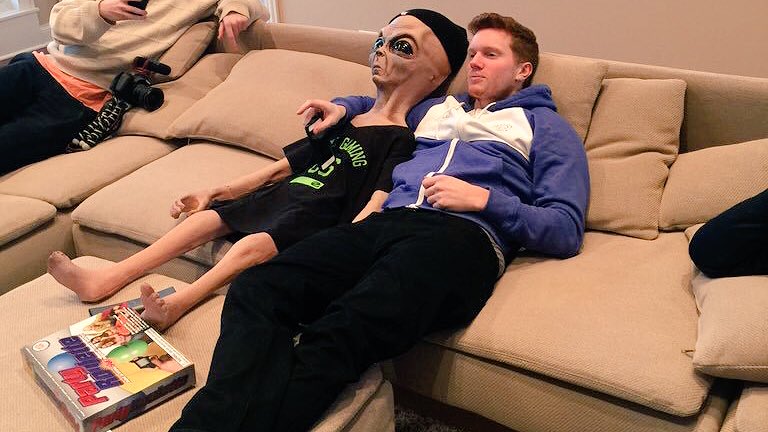 Allen The Alien tweet media