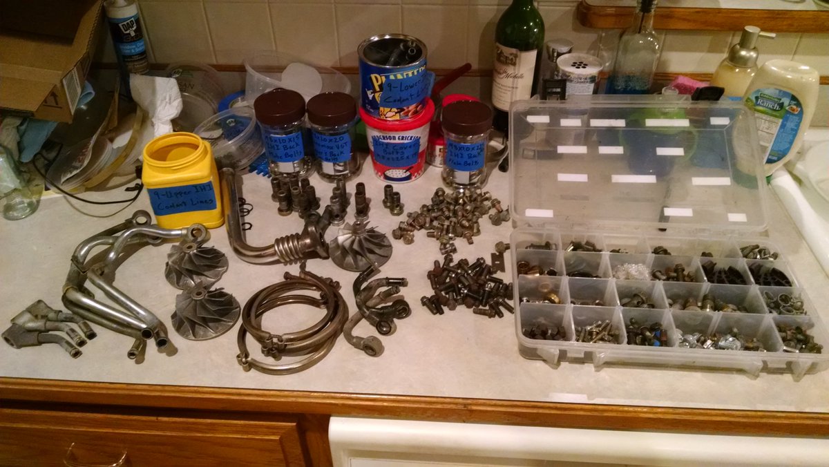 AxisDesignanFab's tweet photo. You know you have an understanding wife when you clean turbo parts in your kitchen!!! https://t.co/QLsuEt9Ym9