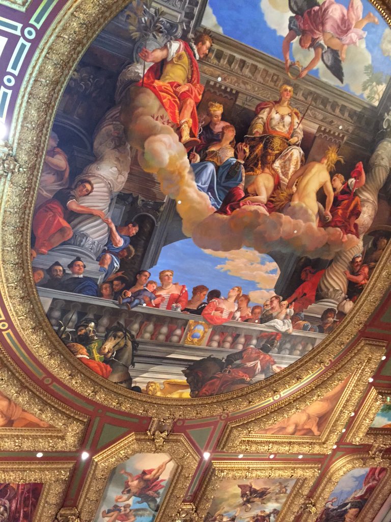 CheckInVegas's tweet image. Sharing pics from our recent trip to #vegas #checkin #sincity #gettingafterit @LasVegas #semashow @VenetianVegas