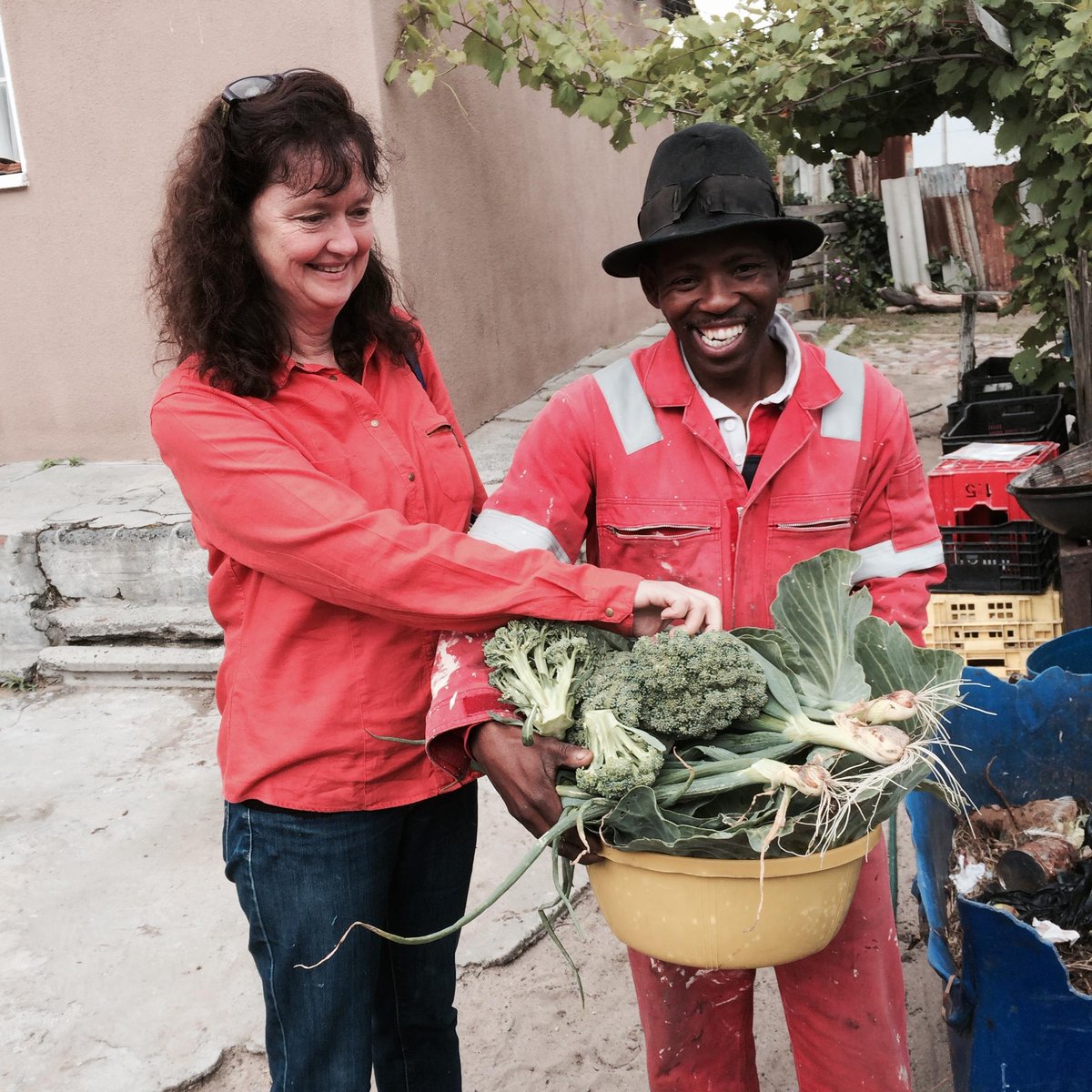 ManelisiFarm's tweet photo. Thank you @RosieCCampbell for ongoing support and mentorship.
#support #mentor #friend https://t.co/bQ4kSs8c3I