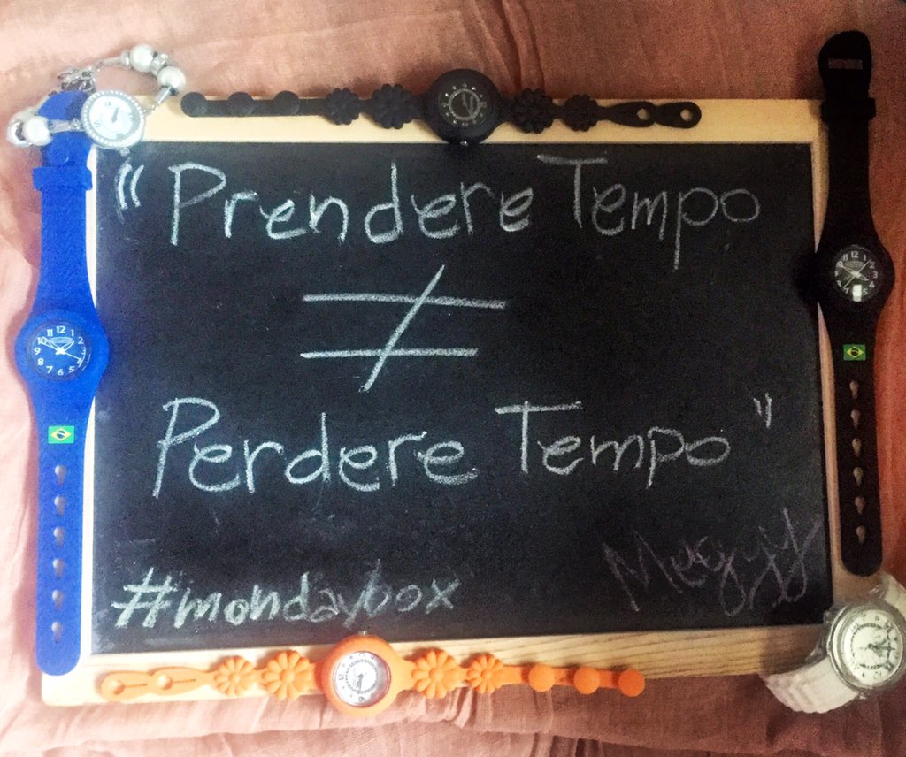 writerfri's tweet photo. Lunedรฌ: A lezione di algebra con #mondaybox !!! #buongiorno #scritturebrevi #scrivere #idee #tempo #time https://t.co/8aYE7JknKL
