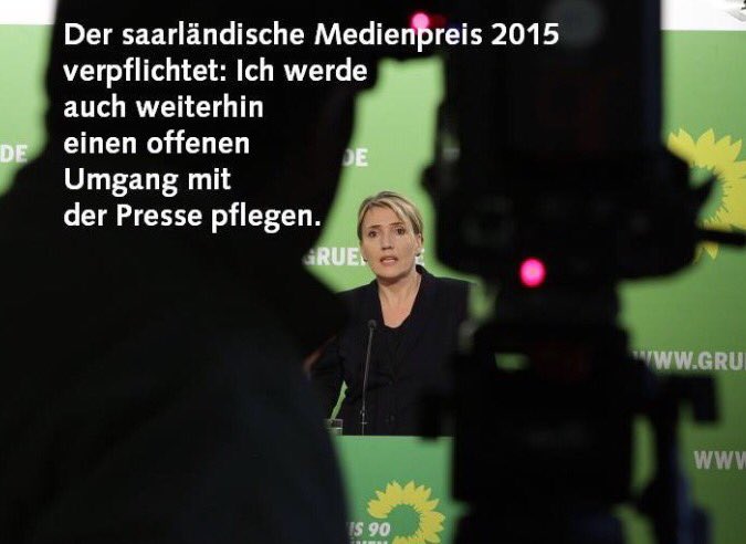 RalphStanger's tweet photo. Sie hat's versprochen... #GoldeneEnte #LPKsaar @peter_simone #Saarland https://t.co/R8ksRYqajS