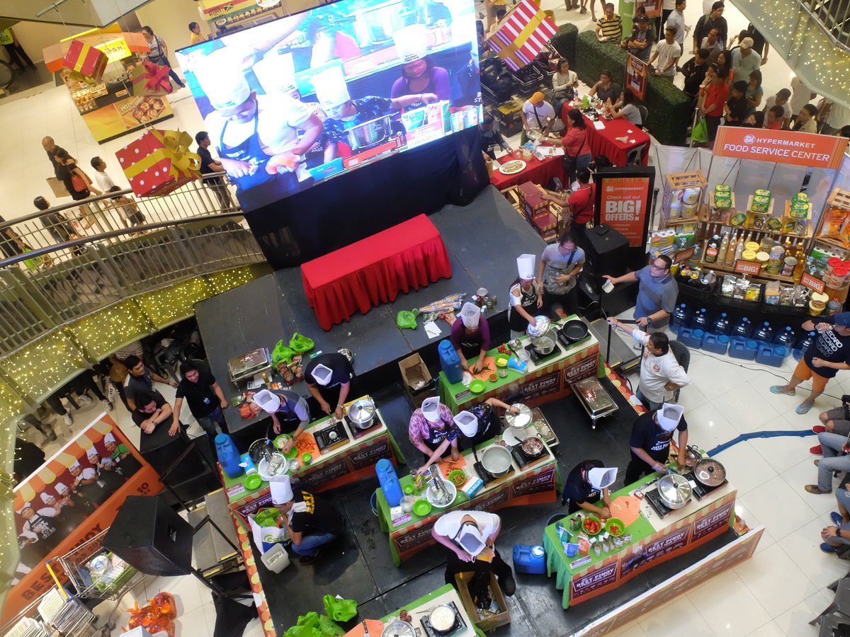 iamjajaramirez's tweet image. Ongoing. #SMHypermarket @smmarkets #BestPinoyStreetFood2015 #DigitalCircles