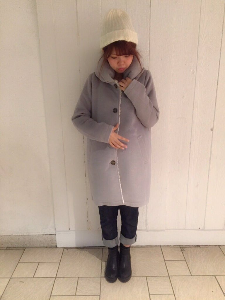 NICECLAUP_J's tweet photo. ジョイナスBlog更新▽▽

エリが特徴的✨な

『エリもこもこコート』❣

裏地も中綿がしっかり入ってて暖かいですよ💕😭
https://t.co/THzDlpV8Ym https://t.co/9cuSBS9f6f