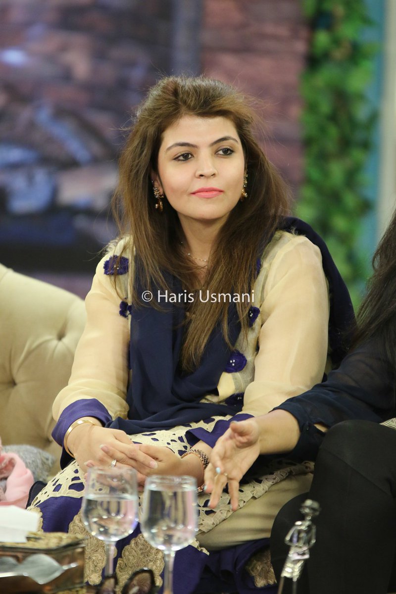 harisusmanivlog's tweet photo. #HUMTVJPJ @UzmaBabar @Nchhotani @SanamJungPK https://t.co/AoLMaKWahU