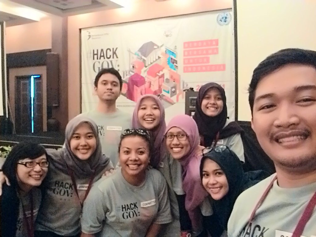 hack_gov tweet picture