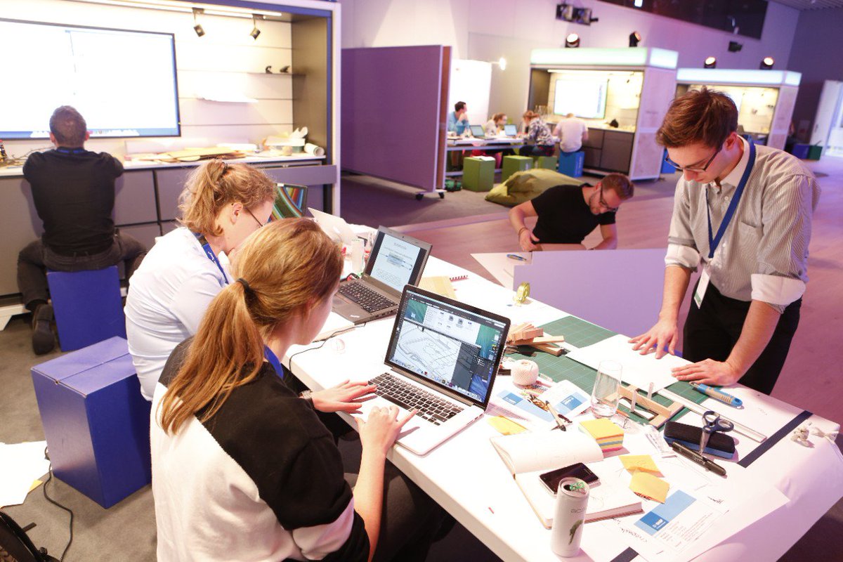 BASF_ES's tweet photo. #SmartLu 24 horas sin dormir en busca de soluciones de #energía. Designathon: https://t.co/x2diN31NWZ https://t.co/qfDxDftBhj