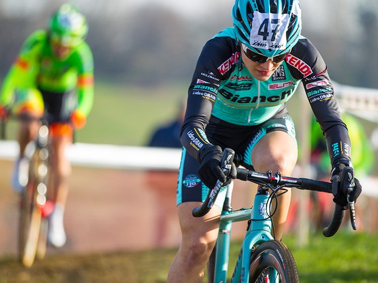 bicofit's tweet photo. Chiara menjadi pemenang minggu lalu pada lomba Memorial Berionni &amp; Perego menggunakan sepeda Bianchi. Selamat https://t.co/n7hUs6ujXI