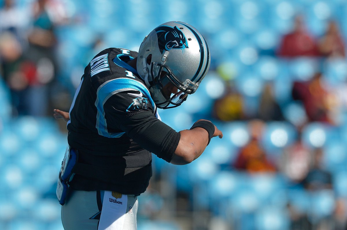 SportsCenter's tweet photo. And then there was one.
The Carolina Panthers are the only remaining undefeated team in the NFL. https://t.co/mJSw7e18vW