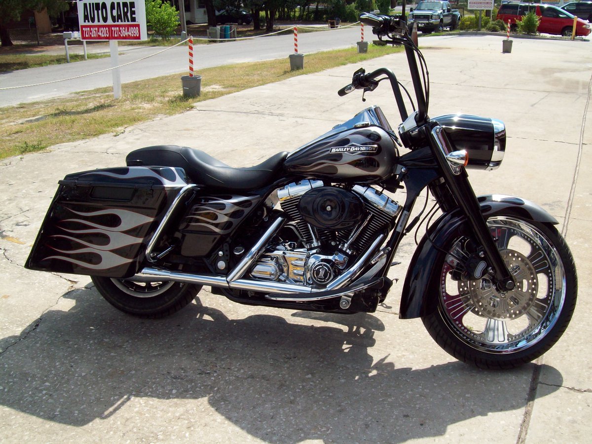 ConleyCustoms tweet picture