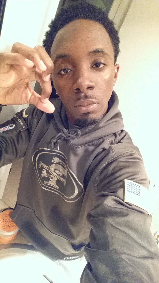MoOlutoyin's tweet photo. Winning nor losing won't change me. Its still and always be #NinerGang or no gang. #NinerFaithful #CityNative🌉🎱 https://t.co/VUHdXe0pcI