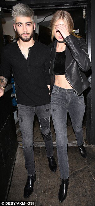 ZaynJMNews's tweet photo. #HQ | Zayn and Gigi Hadid leaving The Nice Guy in West Hollywood. #1 11.28.15 https://t.co/dLs8Nuv0J0