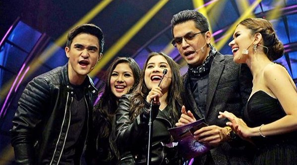 kvinjulio's tweet photo. Thankyou buat yg udh vote di #SCTVAwards2015 ,smg bs trcpai dithn dpn. Slmt utk pr pemenang, sukses utk kita semua! https://t.co/9yTux8Gv2B
