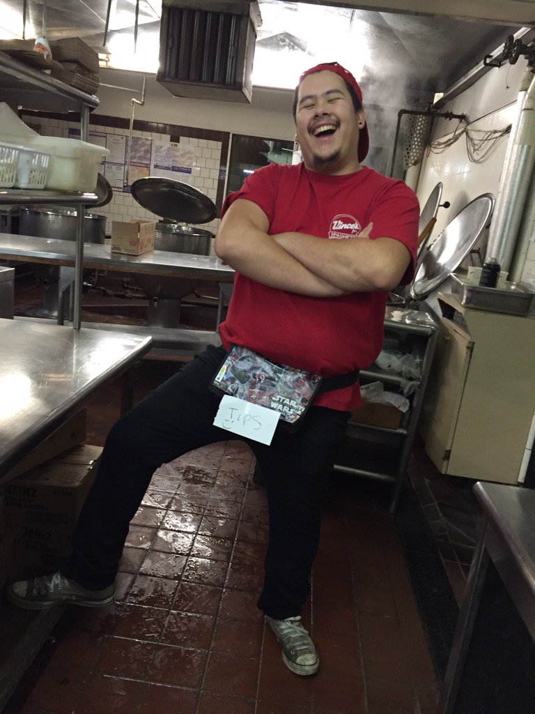iiisergio24's tweet photo. When a server ask for a tip #tipofthisdick! https://t.co/xrg63WC7rI
