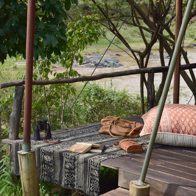 anserai's tweet photo. Adventures in Africa! #nextcollection https://t.co/K5CnT022QY