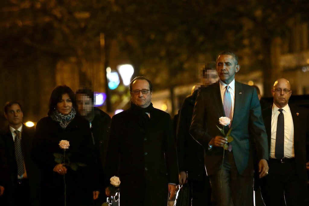 Anne_Hidalgo's tweet photo. Merci au Président @BarackObama pour son hommage aux victimes des attentats du 13 novembre #NousSommesUnis https://t.co/bMjflMerlr