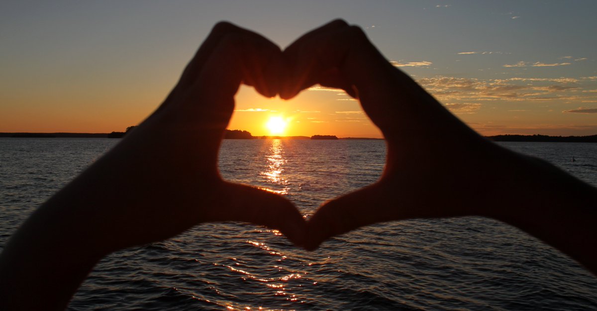 Idag inleds #COP21 . Vi ber för ett rättvist och ambitiöst avtal för vårt kära jordklot. #klimat  #ActOnClimate