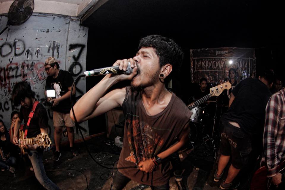 [RISINGTHEFALL] tweet media