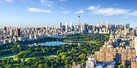 yourholidayself's tweet photo. @lisa_cutmore I’m shopping in NYC! Quick, I need someone to carry the bags 😉 https://t.co/fGU3hwPXKg #holidayself https://t.co/JYCo5cbvK3