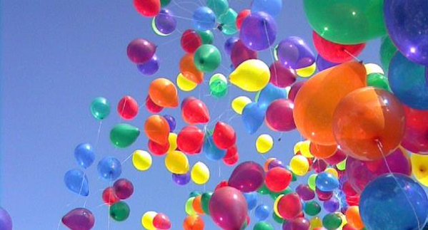 Oceanwire's tweet image. Progress- Sky lanterns &amp;amp; #balloon releases to be banned in N Norfolk, UK bit.ly/1IdVg2R MT @Oceanwarrior