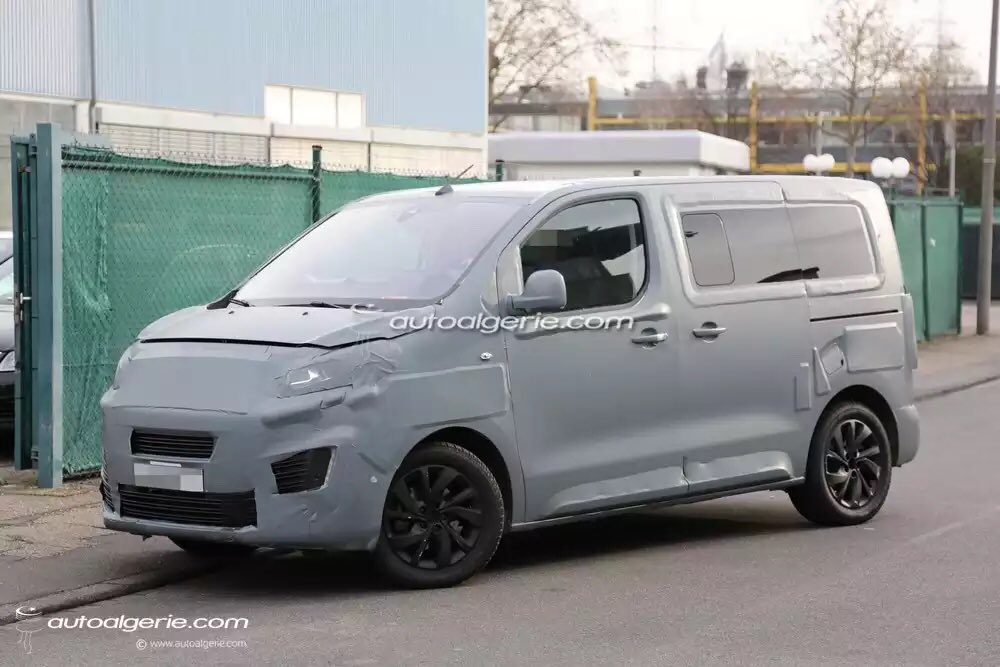 LNAutomobiliste's tweet photo. Le #nouveau #Citroen #Jumpy, c'est pour #bientôt
https://t.co/2xaq2v7JMO
@CitroenFrance @Citroen @PSA_news https://t.co/0KOzOGlyWA