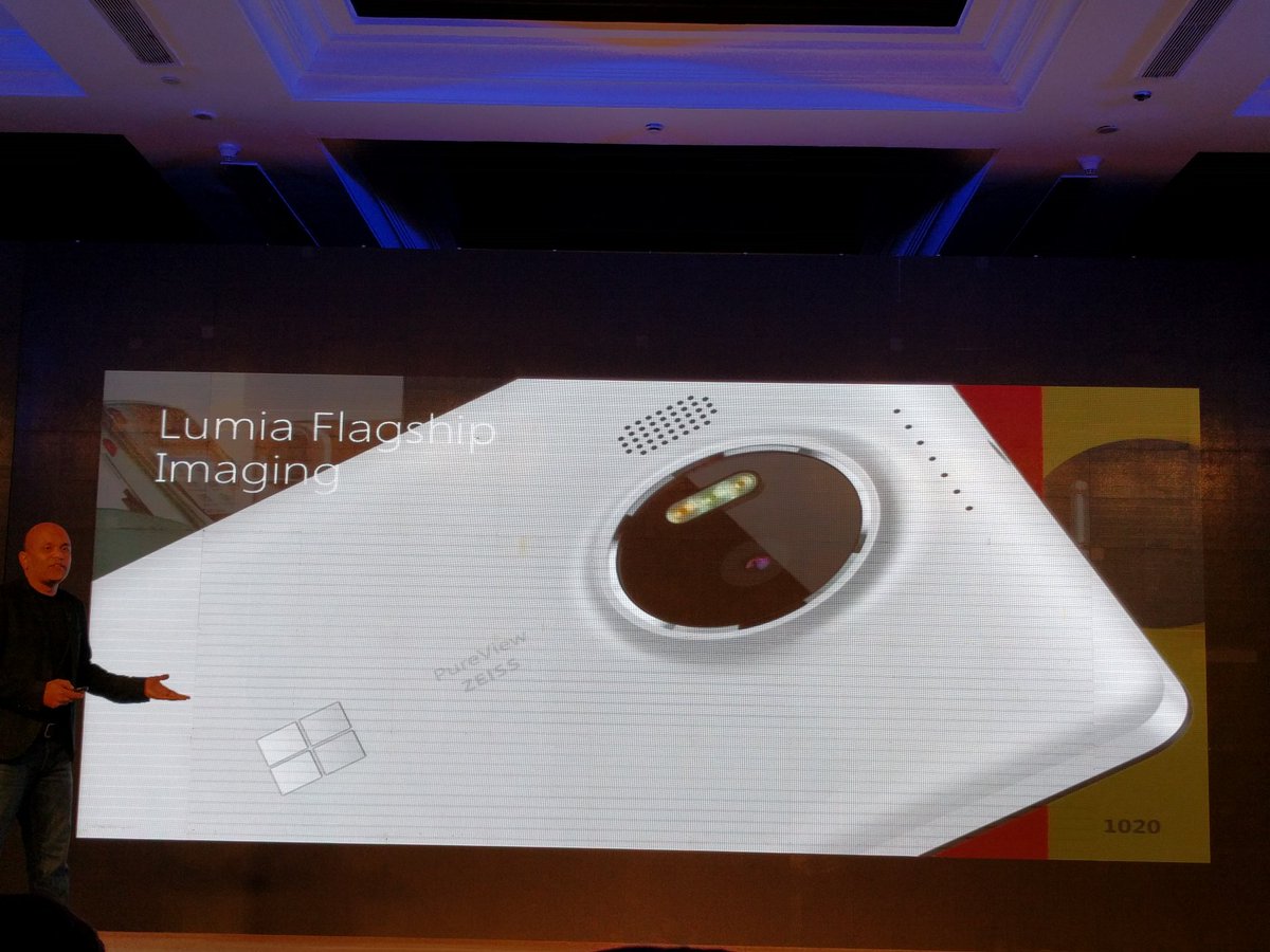phonebunch's tweet photo. 20MP Pureview Camera and 5MP front camera on the new Lumia 950 XL and Lumia 950 #WorksLikePC @LumiaIndia https://t.co/kboLgWxuJm