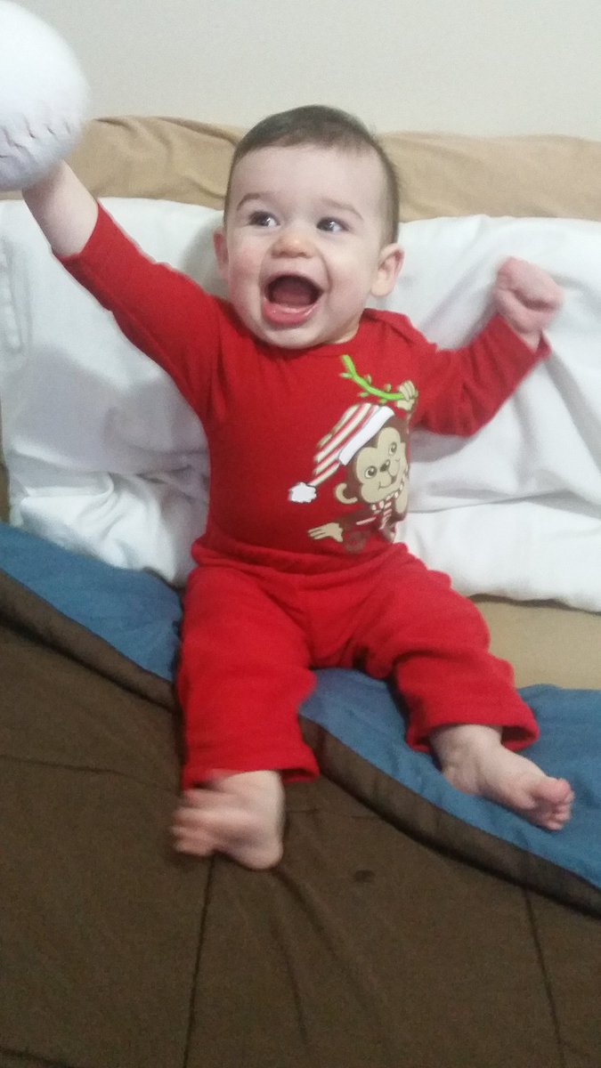 MrsMegB44's tweet photo. My ❤ My 🌍 . Always making us smile &amp; laugh . So silly , so cute &amp; so sweet .. #SuperMax 😎⚾ . https://t.co/QefvmA2D2G