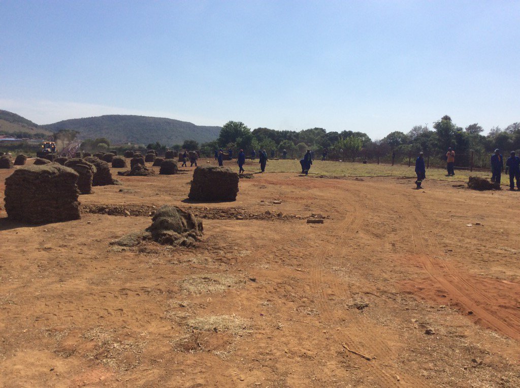 CityTshwane's tweet photo. Tshwane employees hard at work building a new Park next to HM Pitje Stadium. #ntirhisano #Kukamaoto @lolomokgobi https://t.co/kPV3nhreK3