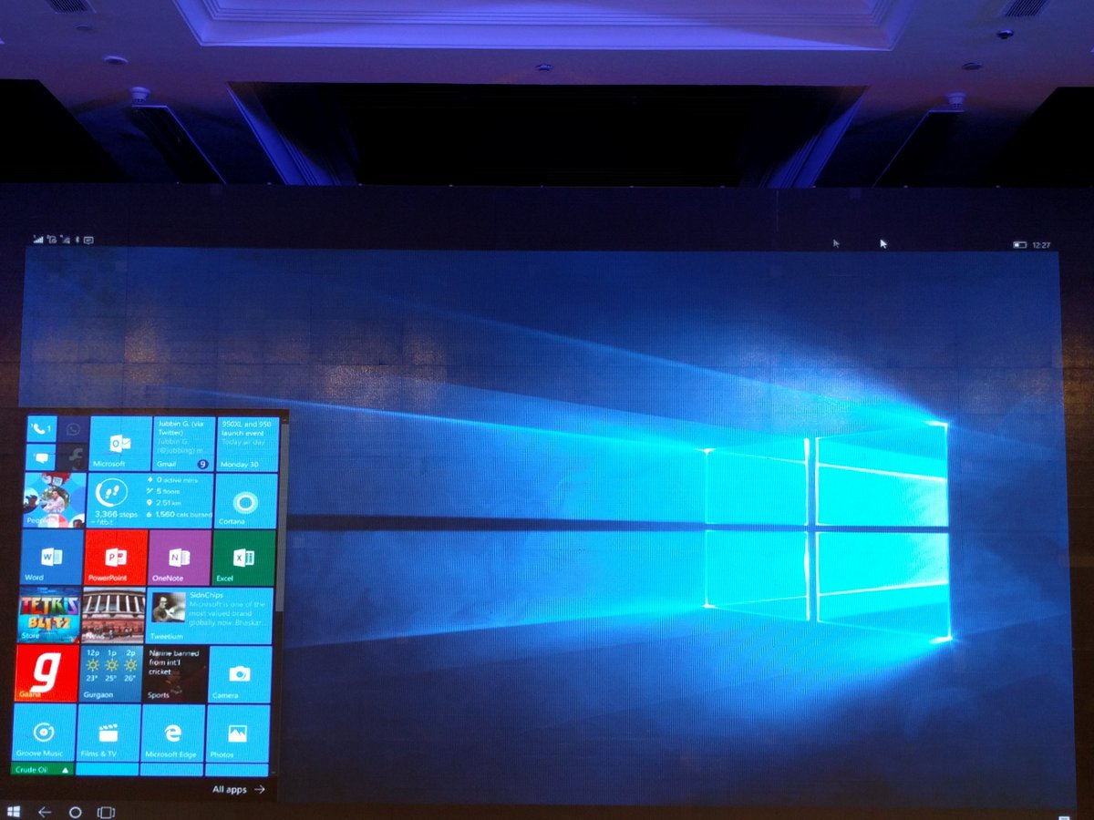 phonebunch's tweet photo. Microsoft #Continuum running on the #Lumia950XL #WorksLikePC https://t.co/uBjra7lHZD