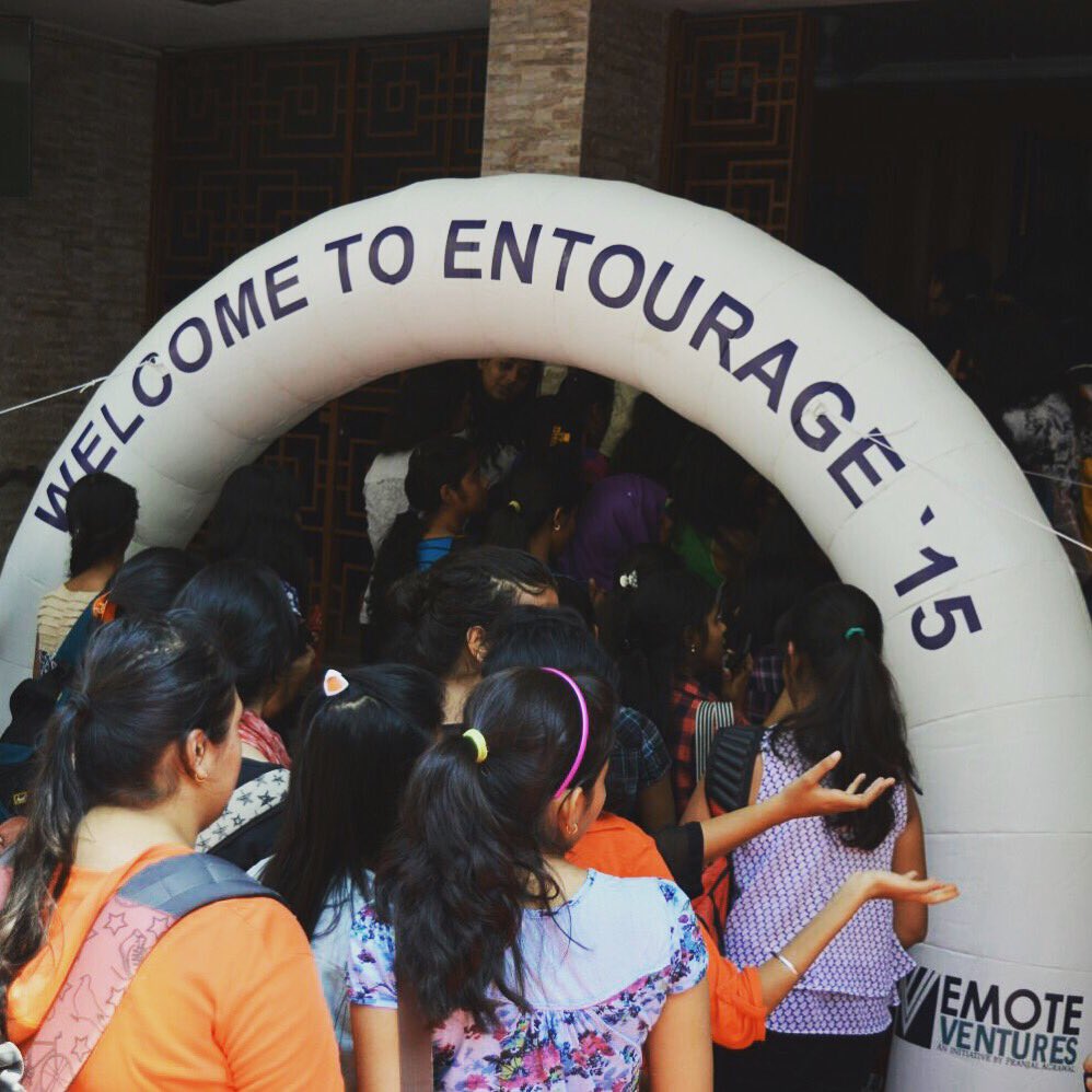 jhcentourage's tweet photo. Welcome You to CULTURAL DAY 2015
#Entourage2015 #jhcentourage #Jaihindcollege #infinityandbeyond #Entourage https://t.co/ypZELTcK4a