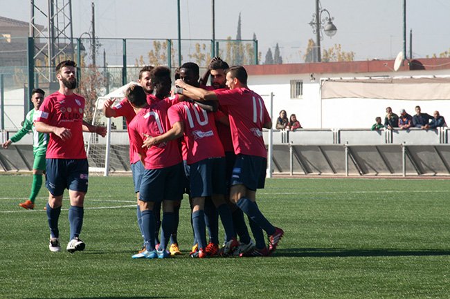 elejidoac's tweet photo. El @CD_EJIDO gana con autoridad frente al Atarfe Industrial (2-3) https://t.co/X47sBAOY2x #elejido #futbol #almeria https://t.co/X95tPLQ687