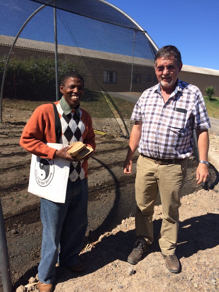 ManelisiFarm's tweet photo. Thank you @Karoo Seed Marketing for the tunnel and the training and mentorship. 
#mentorship #seeds #tunnel https://t.co/yYN7tJcFO8